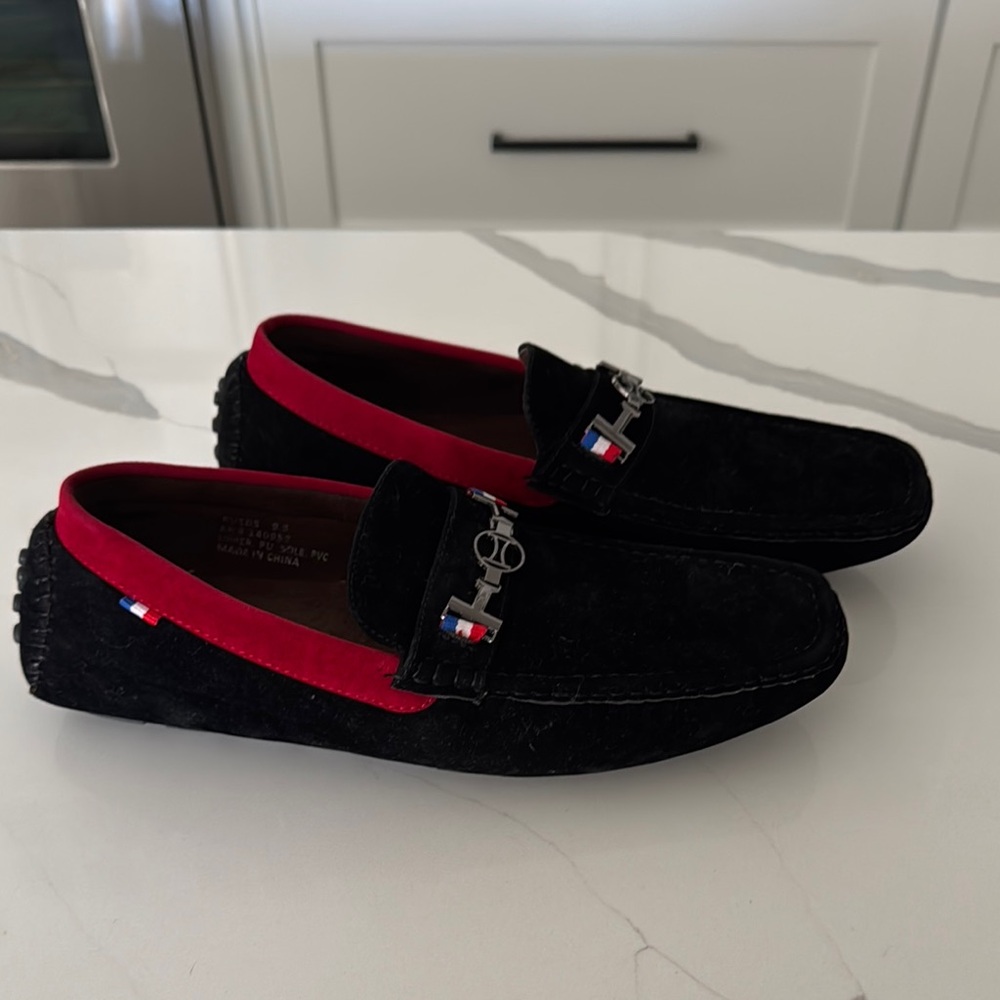 Men's Pavini Black and Red Loafers 9.5
